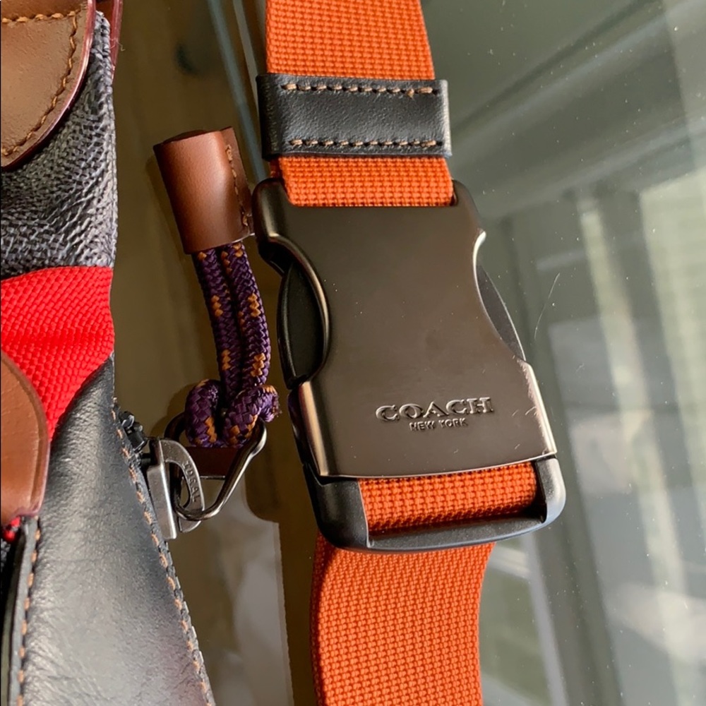 Fanny Pack - Picture 3 of 5